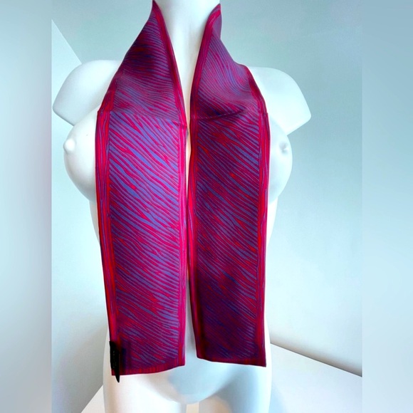 WOW POSHMARK - Louis Vuitton Silk Headband / Scarf - Picture 2 of 16